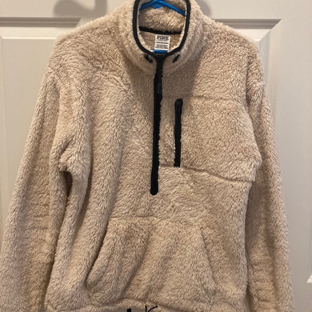 New Victoria’s Secret PINK Sherpa Half Zip
